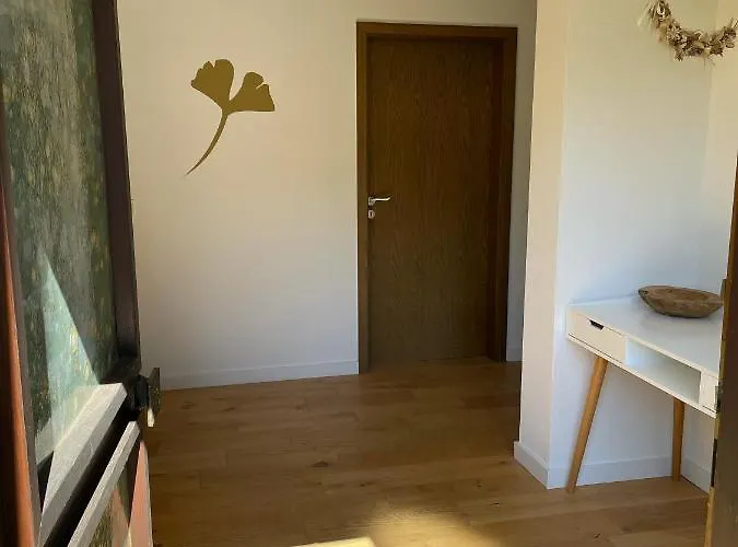 Froeschenpuhl Neu アパート トラーベン・トラールバッハ